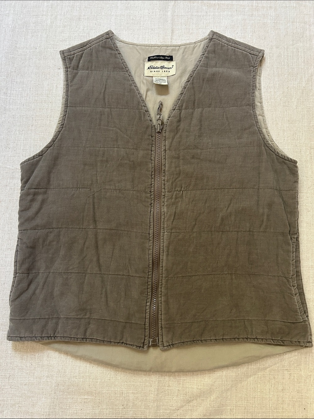 Eddie Bauer Collins Bay Vest Women's S Taupe Quilted Zip-Front Outdoor Corduroy